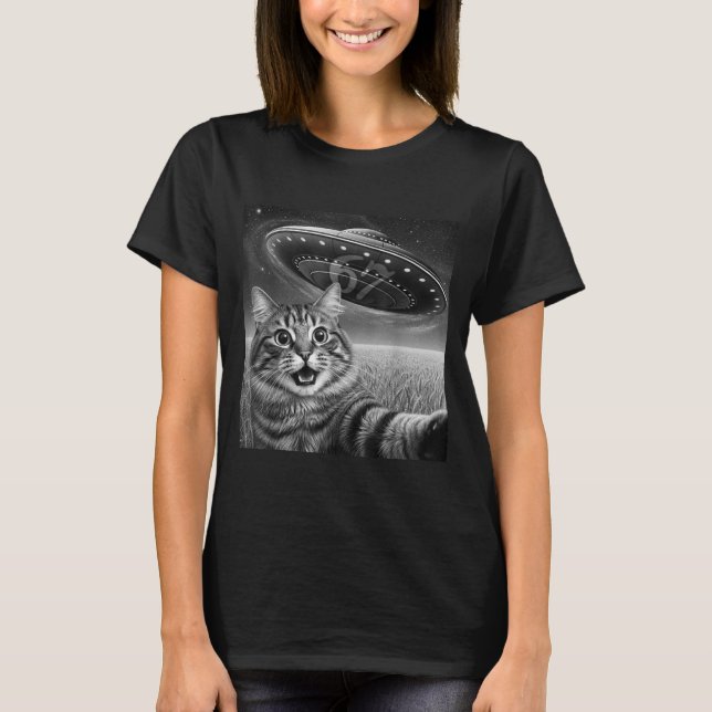 67 Cat Selfie With Alien Ufos Funny Cat Six Seven  T-Shirt (Vorderseite)