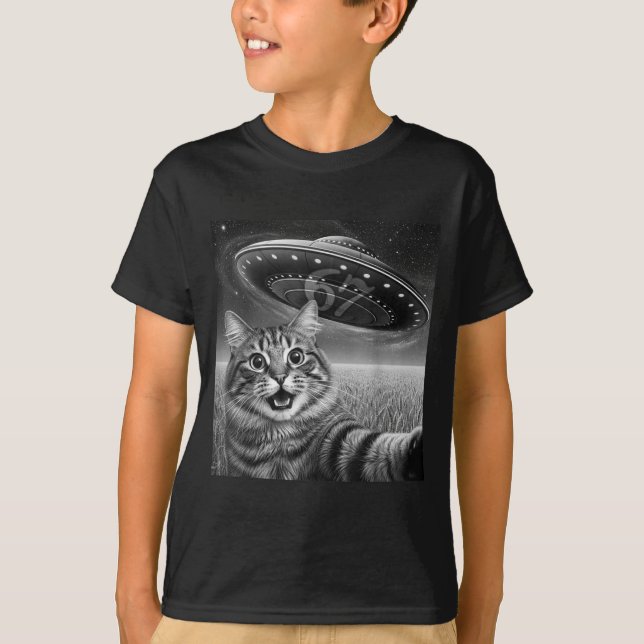 67 Cat Selfie With Alien Ufos Funny Cat Six Seven  T-Shirt (Vorderseite)