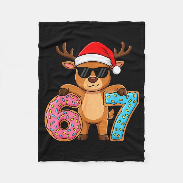 67 Christmas Funny 67 Meme Youth Kids Reindeer 67  Fleecedecke (Vorderseite)