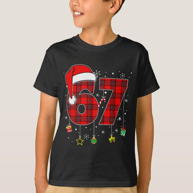 67 Christmas Plaid Santa Hat Funny Family Matching T-Shirt (Vorderseite)
