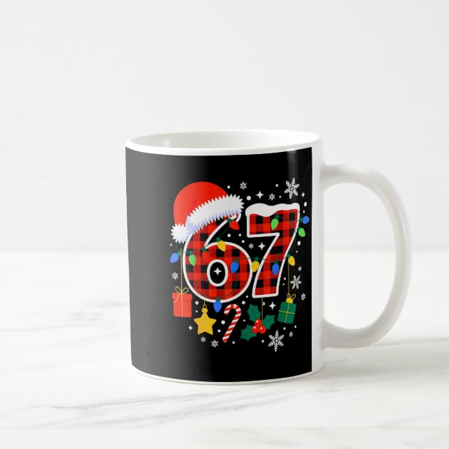 67 Christmas Red Plaid 6 7 Six Seven Boys  Kaffeetasse (Rechts)