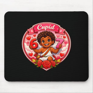 67 Cupid Afroamerikanischer Valentinstag Meme Tren Mousepad