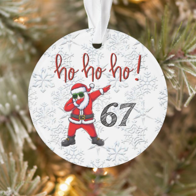 67 Dabbing Santa Christmas Ornament  (Baum)