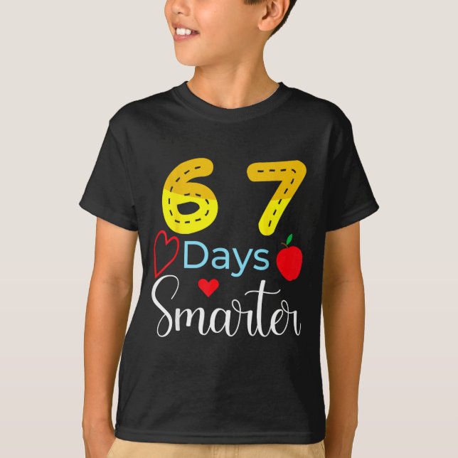67 Days Of School Funny 67 Days Smarter Student Te T-Shirt (Vorderseite)