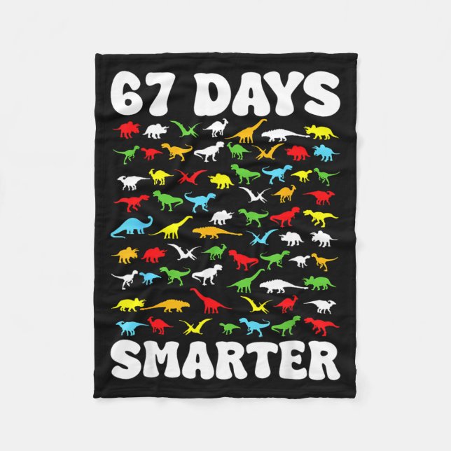 67 Days Smarter Dinosaur Kids 100 Days Of School 6 Fleecedecke (Vorderseite)