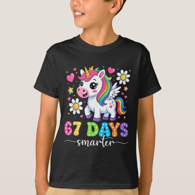 67 Days Smarter Unicorn Girl Kid Teacher 67th Day  T-Shirt (Vorderseite)