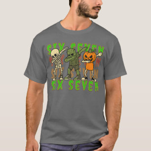 67 Halloween Meme Sechs Sieben Dabbing Skelett Zom T-Shirt