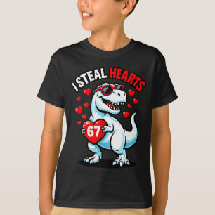 67 Herzen stehlen Valentinstag 67 Meme 6 7 T-Rex T-Shirt