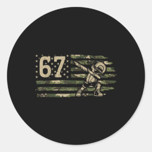 67 Meme Dabbing Junge Camo USA Amerikanische Flagg Runder Aufkleber