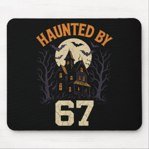 67 Meme Halloween-Kostüm heimgesucht von 6-7 Brain Mousepad