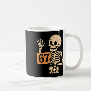 67 Meme Humor 6-7 Lustiger Skelett-Sechs Sieben Ha Kaffeetasse