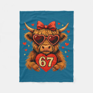 67 Meme Six Seven Valentinstag Highland Kuh Liebe  Fleecedecke