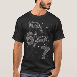 67 Meme Skelett Hand Funny Halloween Six Seven Te T-Shirt