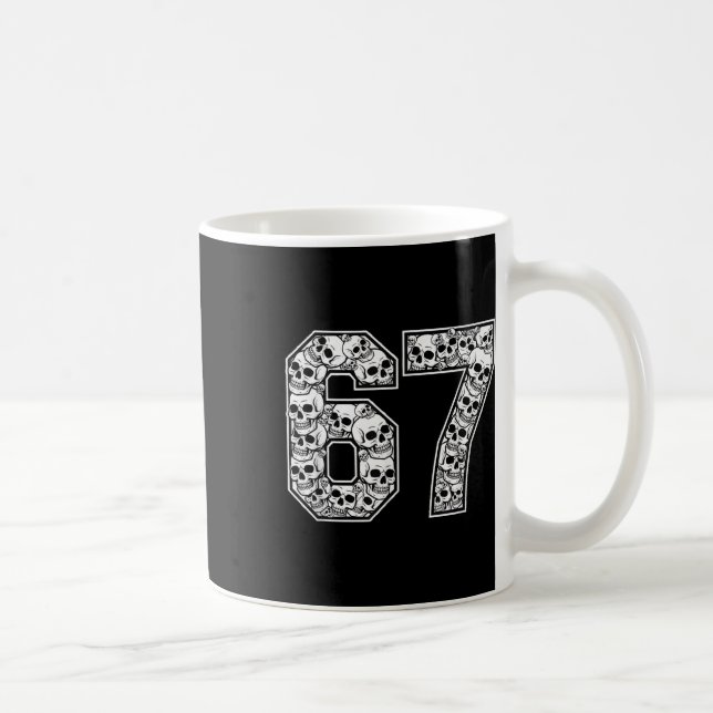 67 Meme Skull Pattern Graphic Halloween Number Art Kaffeetasse (Rechts)