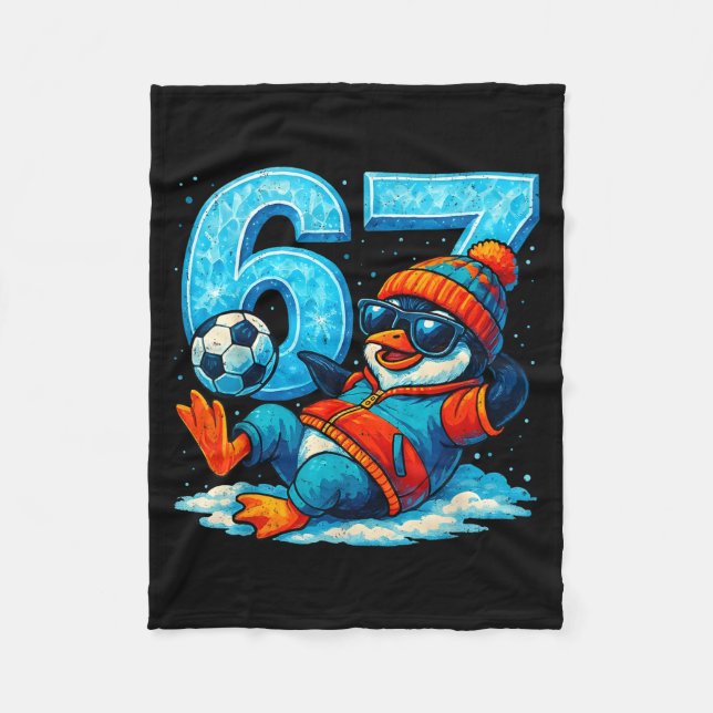 67 Penguin Soccer Funny Winter Meme Gift  Fleecedecke (Vorderseite)
