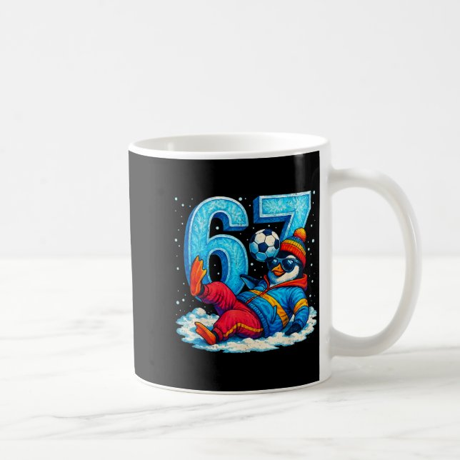 67 Penguin Soccer Funny Winter Meme Gift  Kaffeetasse (Rechts)