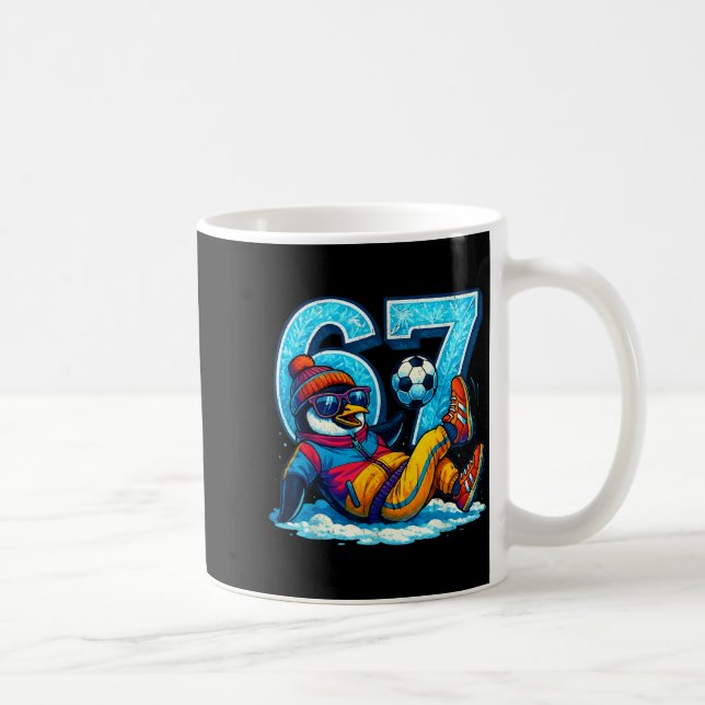 67 Penguin Soccer Funny Winter Meme Gift  Kaffeetasse (Rechts)