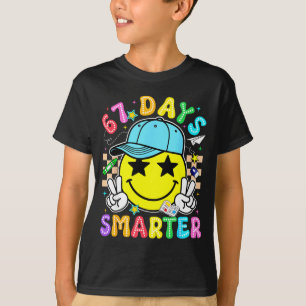 67. Schultag 67 Tage schlauer Lehrer Junge Mädchen T-Shirt