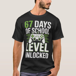 67 Schultage freigeschaltet Retro-Level T-Shirt