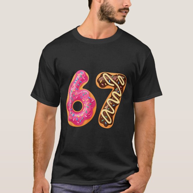 67 Six Seven Donut Meme Funny Sweet Sprinkles  T-Shirt (Vorderseite)