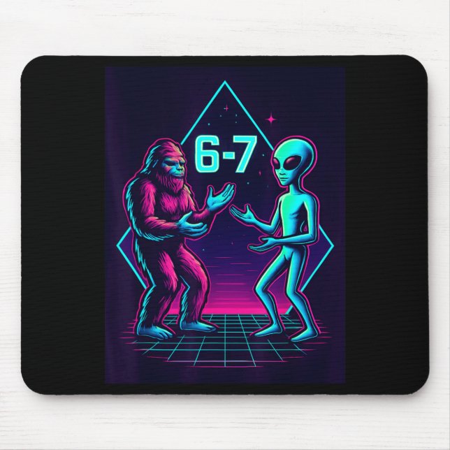 67 Six Seven Meme Funny Bigfoot Alien Sasquatch Uf Mousepad (Vorne)