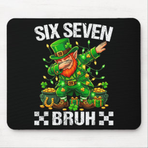 67 St. Patrick Lustiger Six Seven Meme Kobold Jung Mousepad