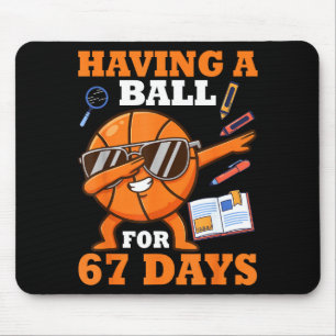 67 Tage Spaß mit dem Ball Dabbing Basketballspiele Mousepad