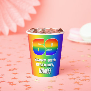69. Geburtstag: Farbiges, lustiges Regenbogenmuste Pappbecher