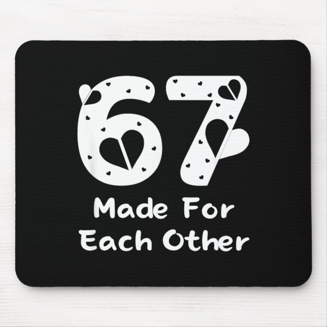 6 7 Made For Each Other, Red 67 Christmas Couple V Mousepad (Vorne)