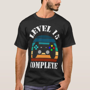 6. Geburtstag Level 6 Abgeschlossen T-Shirt