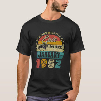 70. Geburtstag 70 Jahre alt Retro Epic seit Januar T-Shirt