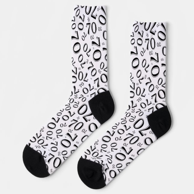 70. Geburtstag Schwarz/Weiß Random Zahlenmuster Socken (Linkes Detail)