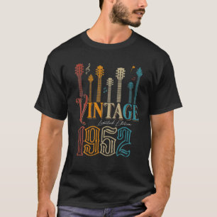 70 Geburtstagsgitarrist Men 70. Tag 1952 B T-Shirt