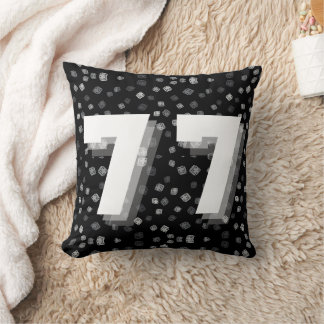 77|Sieben mal zweimal|Rolling Dice|Black & White Kissen