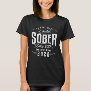 7 Jahre Sobribie für Männer nüchterne Jahrestag T-Shirt