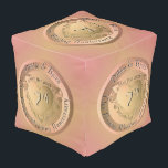 7. Kupferpouf Hocker<br><div class="desc">Sie haben ihren siebenjährigen Kupferhochzeit-Jubiläum verdient,  und was könnte besser sein,  als ihn mit einem originalen,  kupferähnlichen Medaillonbild auf einem Zazzle-Puf zu kennzeichnen?! Ich bin auch für jede Anpassung oder Illustration,  die Sie wünschen,  einfach zu schreiben und ich komme gleich zu Ihnen zurück.</div>