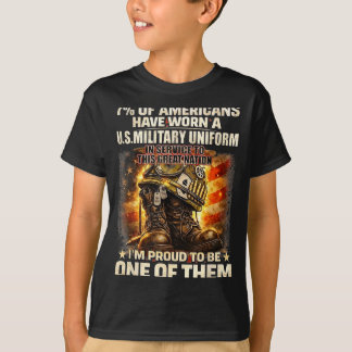 7 Prozent der Amerikaner trugen US-Militäruniform  T-Shirt