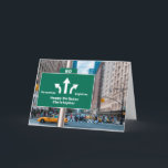 80. Geburtstag New York Street Zeichen Ihren Namen Karte<br><div class="desc">80. Geburtstagskarte mit einem New Yorker Straßenschild. Der gesamte Text wird einfach mit der bereitgestellten Vorlage bearbeitet.</div>