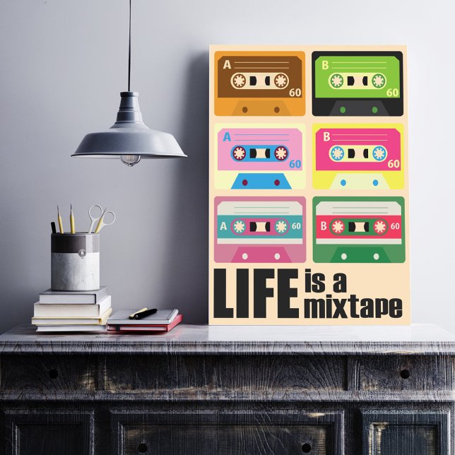 80 MixTape-Kassette Motivierend Poster (Brighten up your office or home entertaining area with this fun multi colored K7 music tapes poster.)