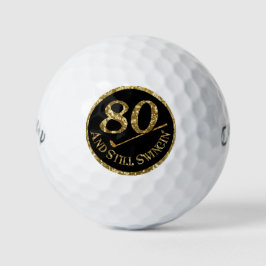 80 und immer noch schwingen' golfball