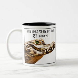 81. Geburtstag Alligator Lächeln Zweifarbige Tasse