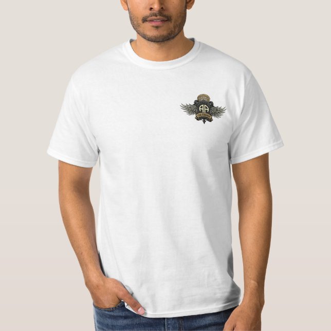 82. Im Flugzeug aller Amerikaner-Fallschirmjäger T-Shirt (Vorderseite)