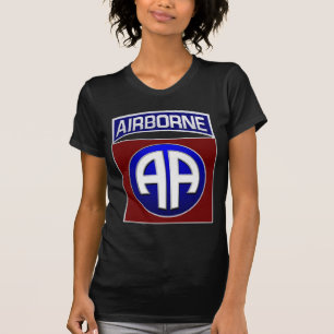 82. Im Flugzeug Division All American Combat Patch T-Shirt