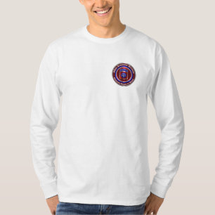 82. Im Flugzeug Division America’s Guardian of Hon T-Shirt