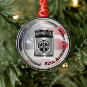 82. Im Flugzeug Division Customized Christmas Ornament Aus Metall