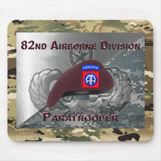 82. Im Flugzeug Division Mousepad (Vorne)