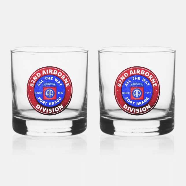 82. Im Flugzeug Division Whiskyglas (Vorderseite)