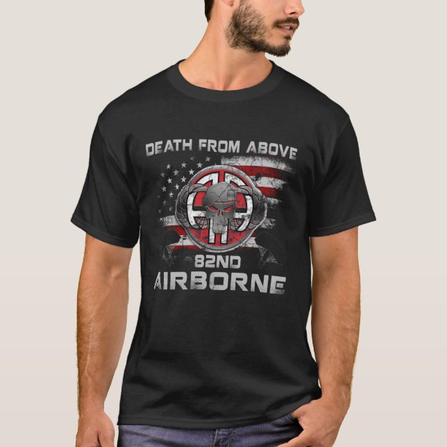 82. Im Flugzeug Ft Bragg NC Tod von oben T-Shirt (Vorderseite)