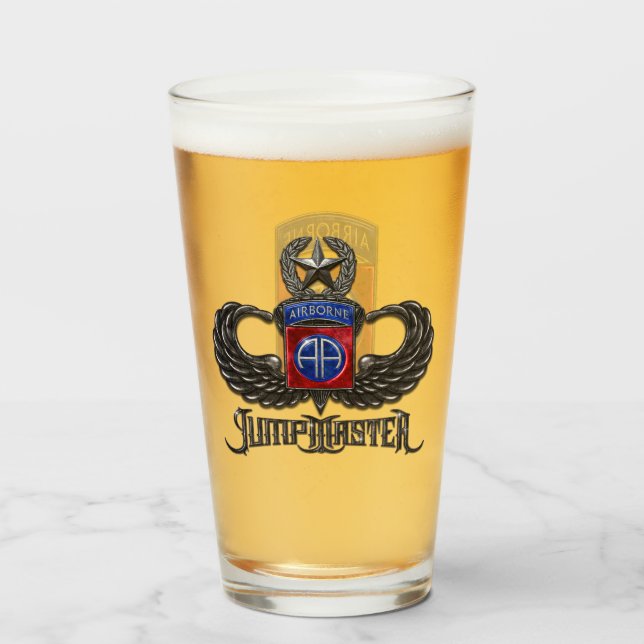 82. Im Flugzeug Jumpmaster 16 oz Pint Glas (Vorne (Gefüllt))