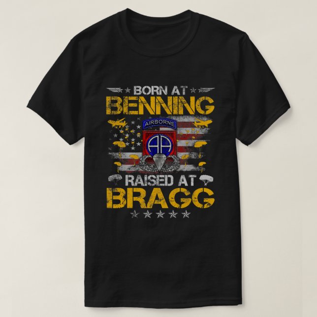82. Im Flugzeug Veteran Geboren am Ft Benning aufg T-Shirt (Design vorne)